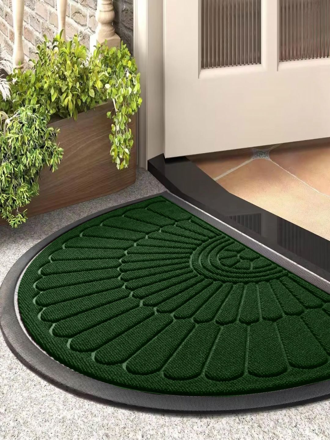 AaHo Decor Green Semi-Circle Self-Designed Anti-Skid Doormat