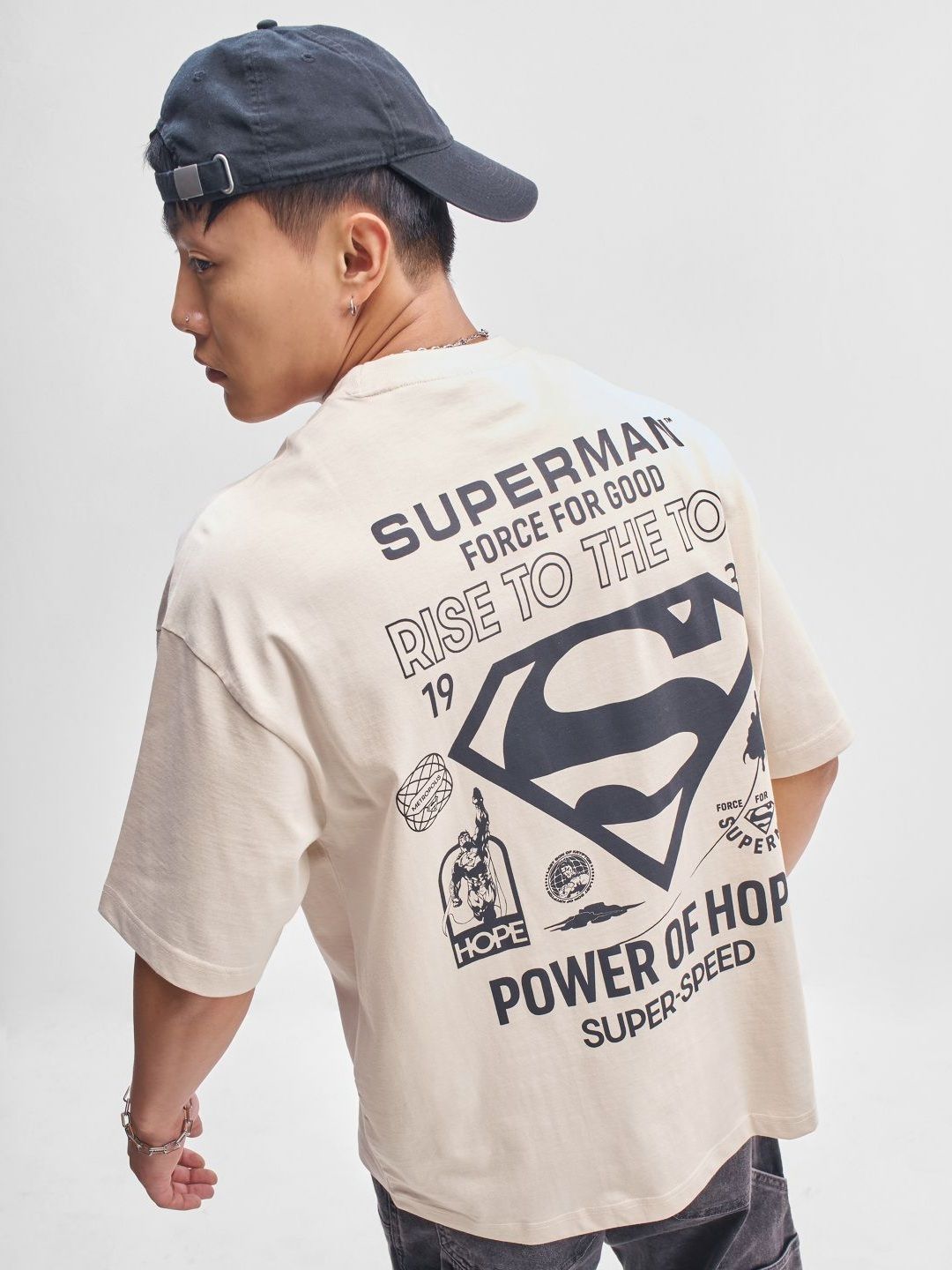 HIGHLANDER Graphic Printed Round Neck Drop-Shoulder Sleeves Oversized Casual T-Shirt