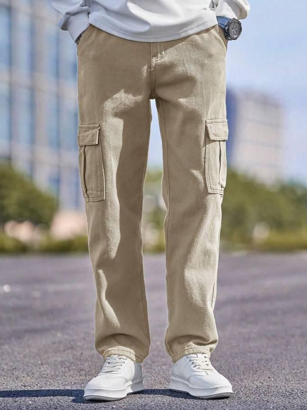 me Queen Men Straight Fit Mid-Rise Cotton Cargos Jeans