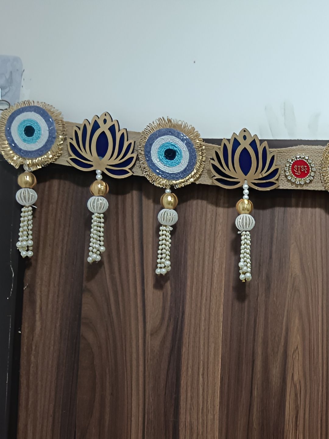 Nutts Blue & White Evil-Eye Shubh-Labh Bandhanwar Festive Decor
