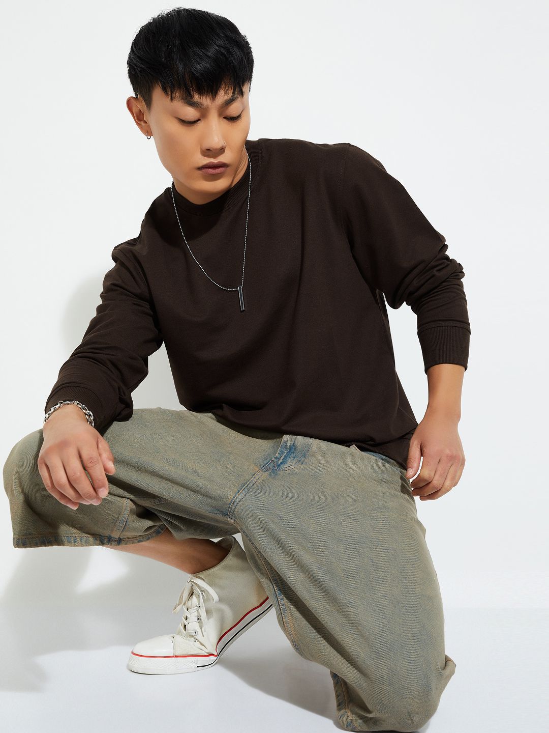 max Men Round Neck Long Sleeve Pullover Sweatshirt