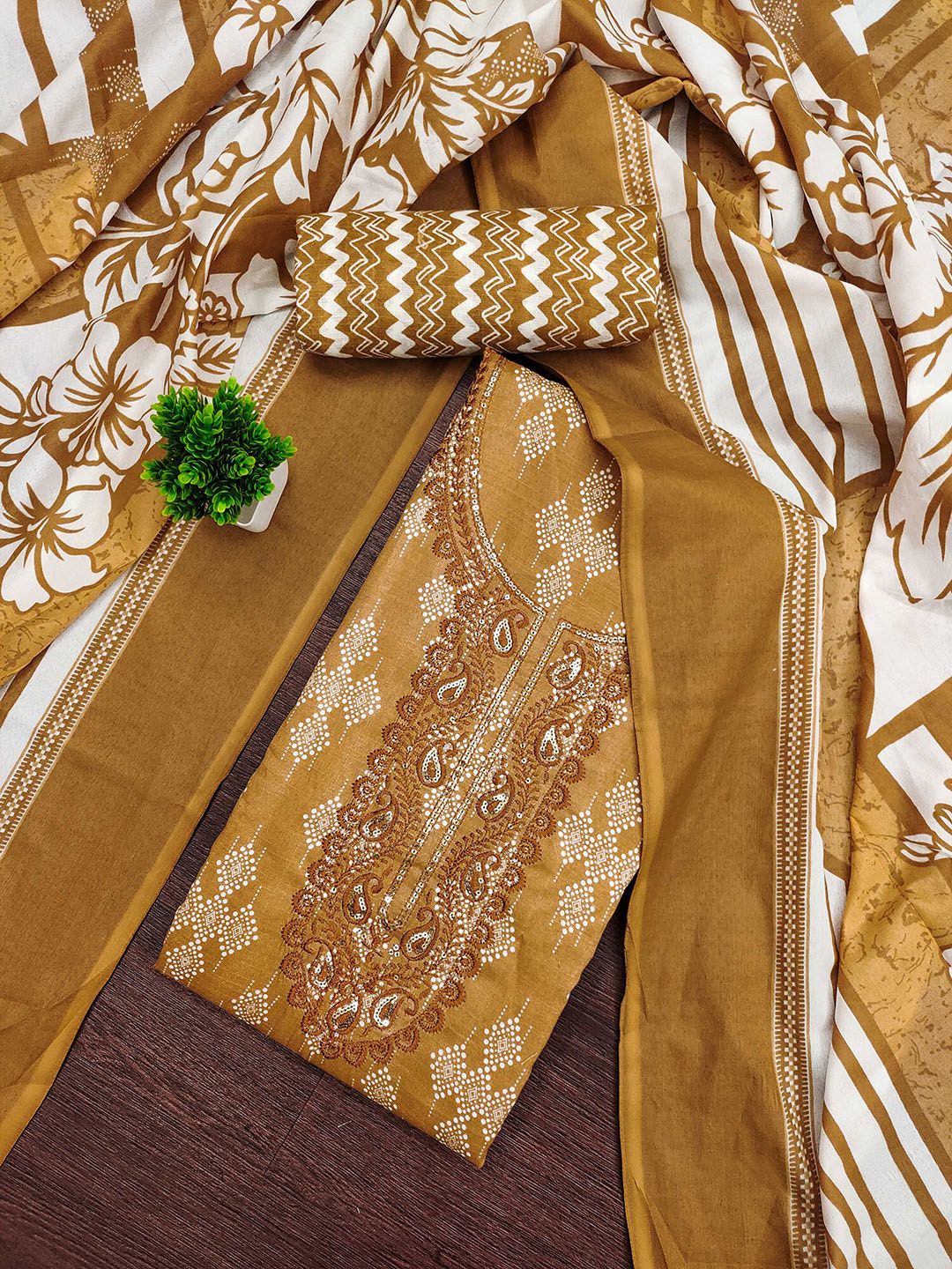 HERE&NOW Geometric Printed Thread Work Pure Cotton Unstitched Dress Material
