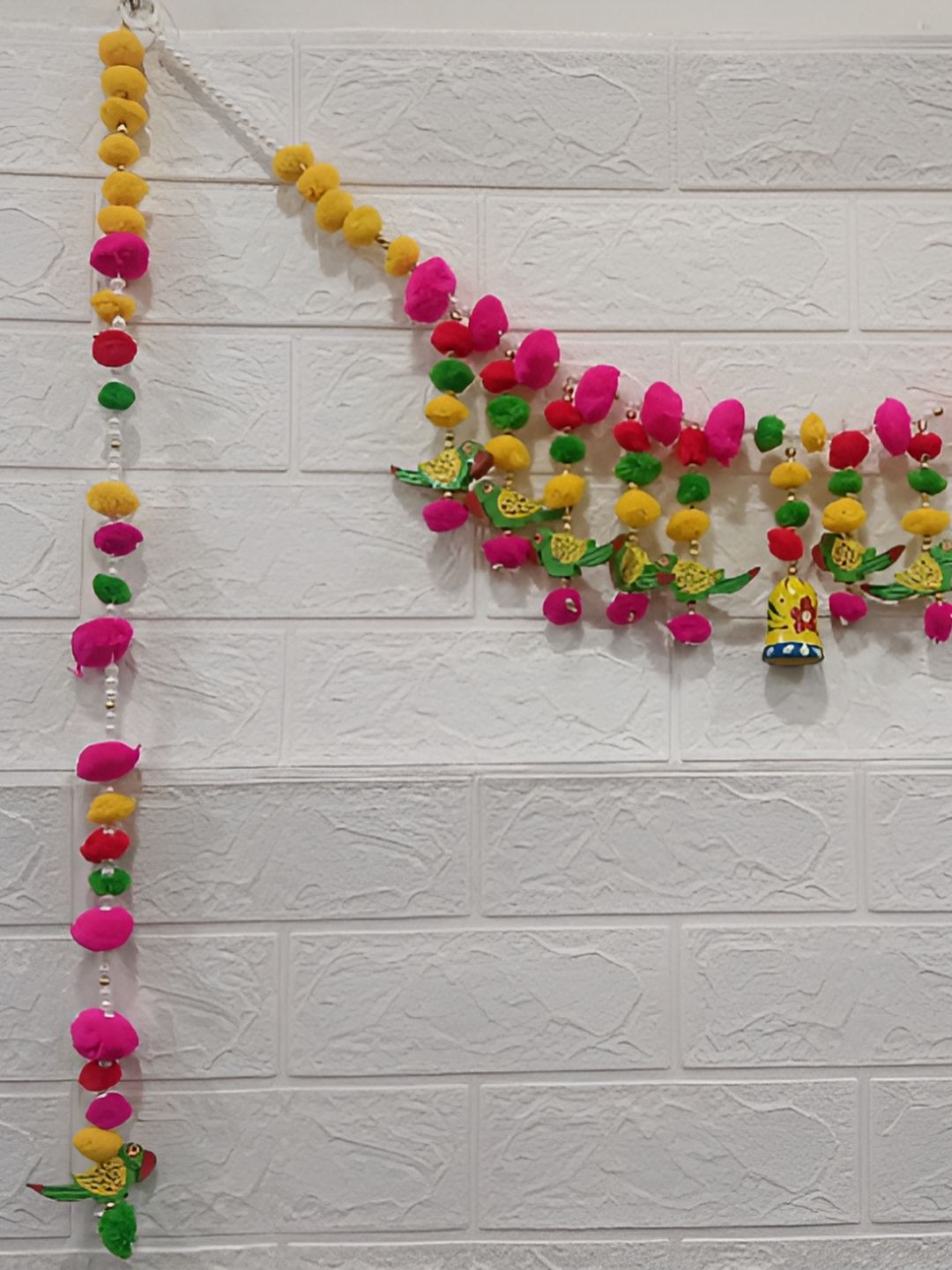 Nutts Green & Pink Parrot Bandhanwar Festive Decor With Side Hanging