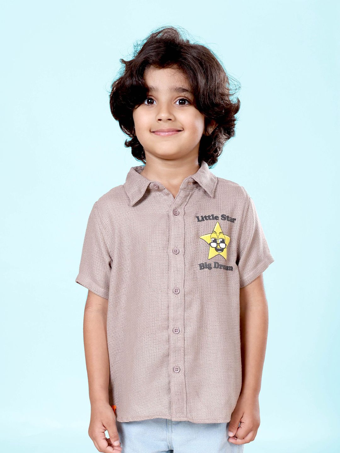 KiddoPanti Boys Classic Geometric Printed Spread Collar Wrinkle Free Pure Cotton Shirt