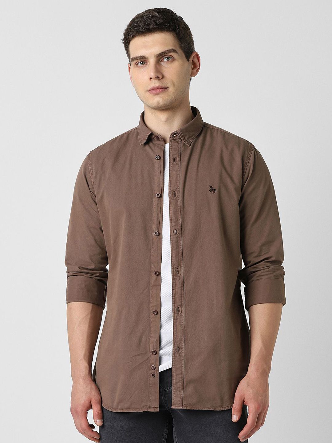 VAN HEUSEN DENIM LABS Men Solid Spread Collar Pure Cotton Casual Shirt