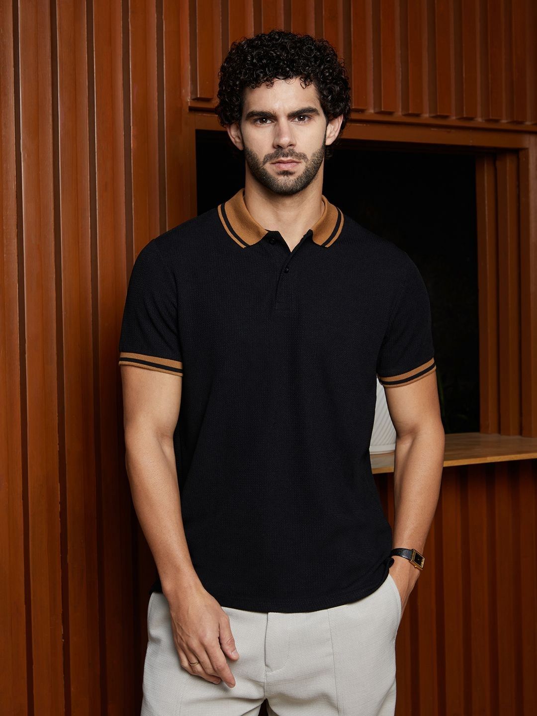 CAHOOT Men Solid Polo Collar Cotton T-shirt
