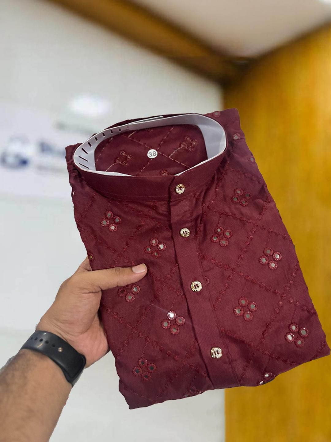 ORIFAB Men Straight Kurtas