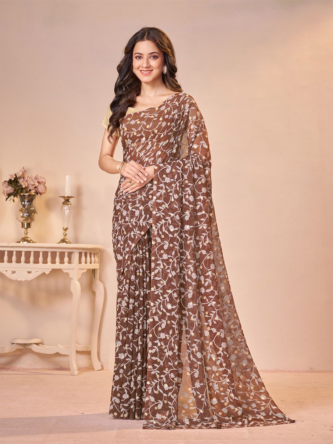 Garden Vareli Floral & Polka Dot Printed Saree