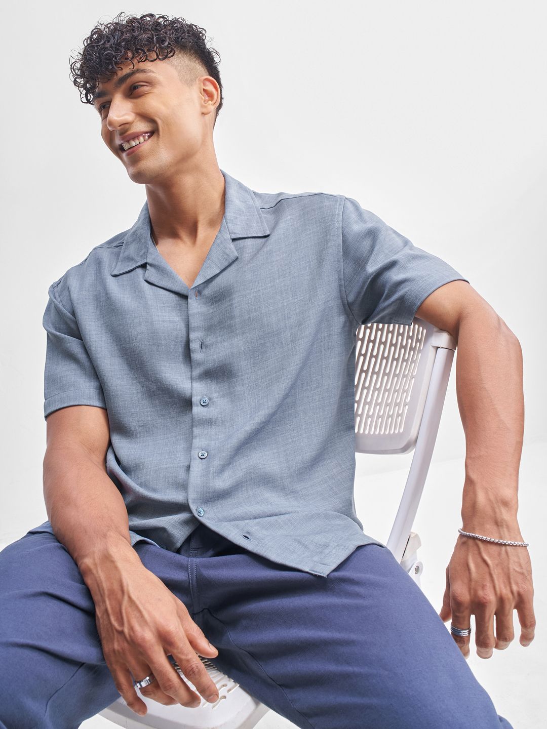 HIGHLANDER Men Solid Cuban Collar Casual Shirt
