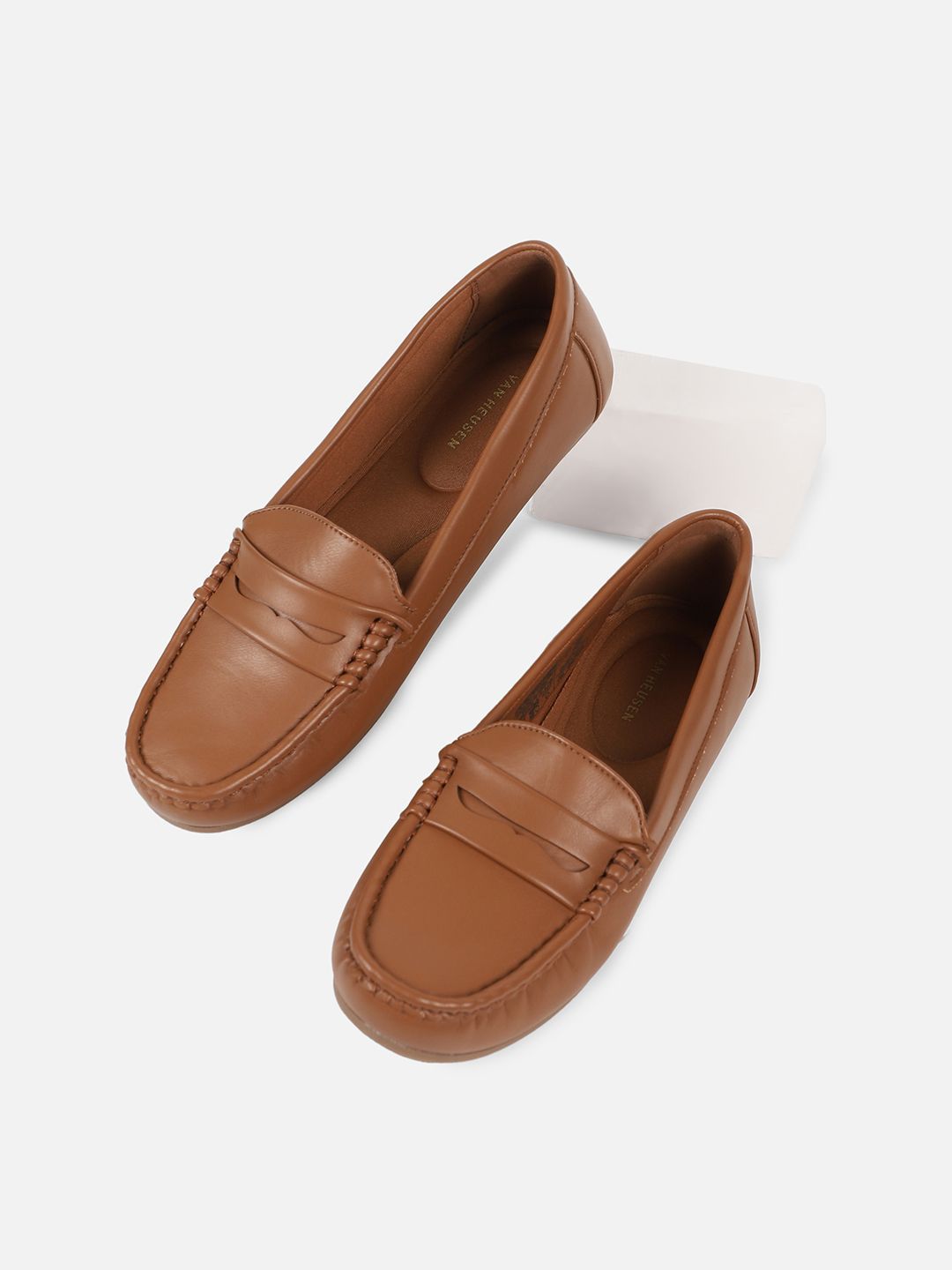Van Heusen Woman Van Heusen Woman Slip-On Loafers