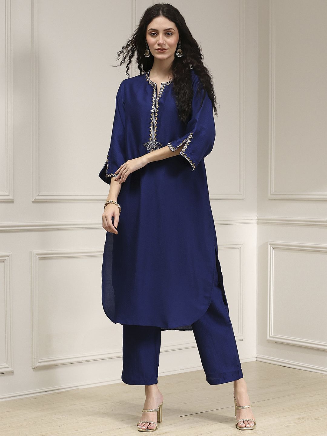 Biba Biba Women Embroidered Regular Thread Work Kurta with Trousers
