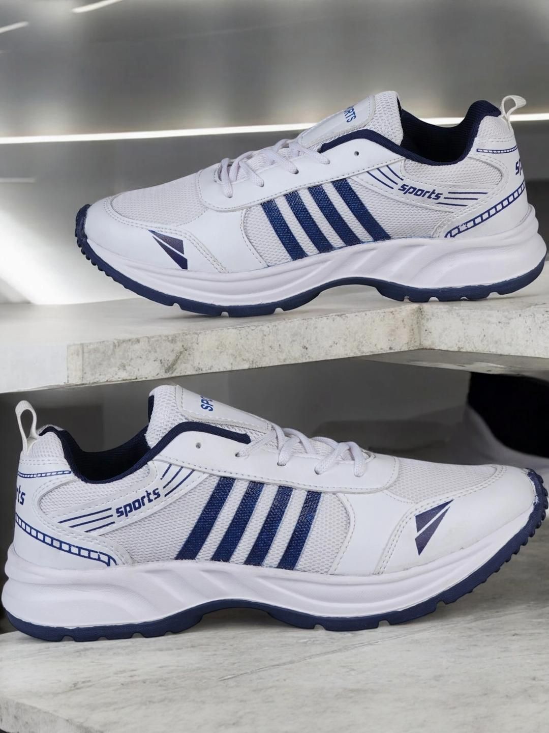 Free Kicks Men White Synthetic Marking Running Sports Shoes