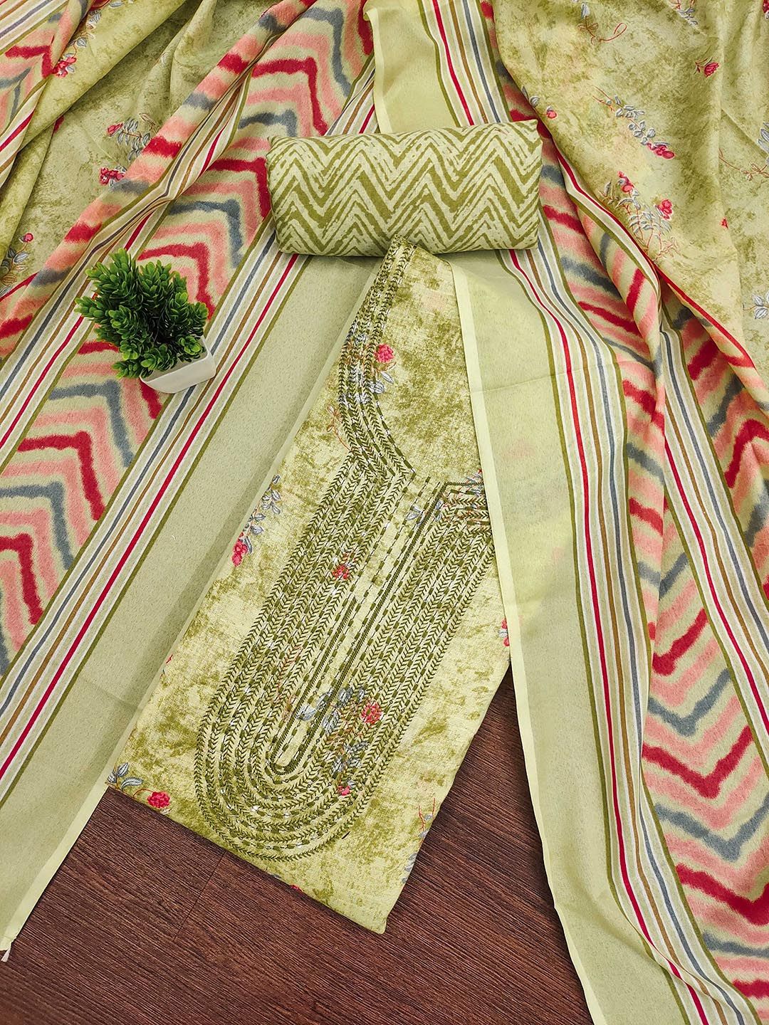 MANVAA Floral Printed Pure Cotton Unstitched Dress Material