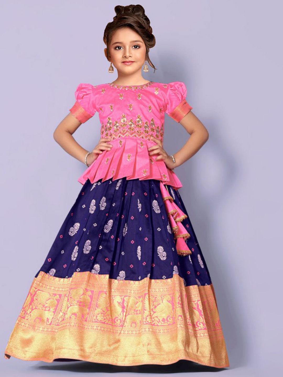 Wommaniya Impex Girls Floral Embroidered Ready to Wear Lehenga & Choli