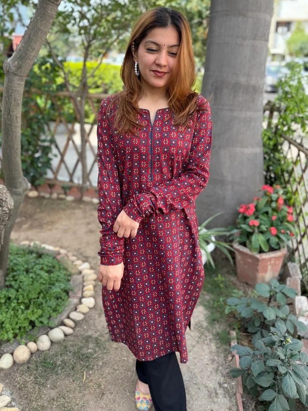 SHRIYANI Women Geometric Printed Indie Prints Kurta