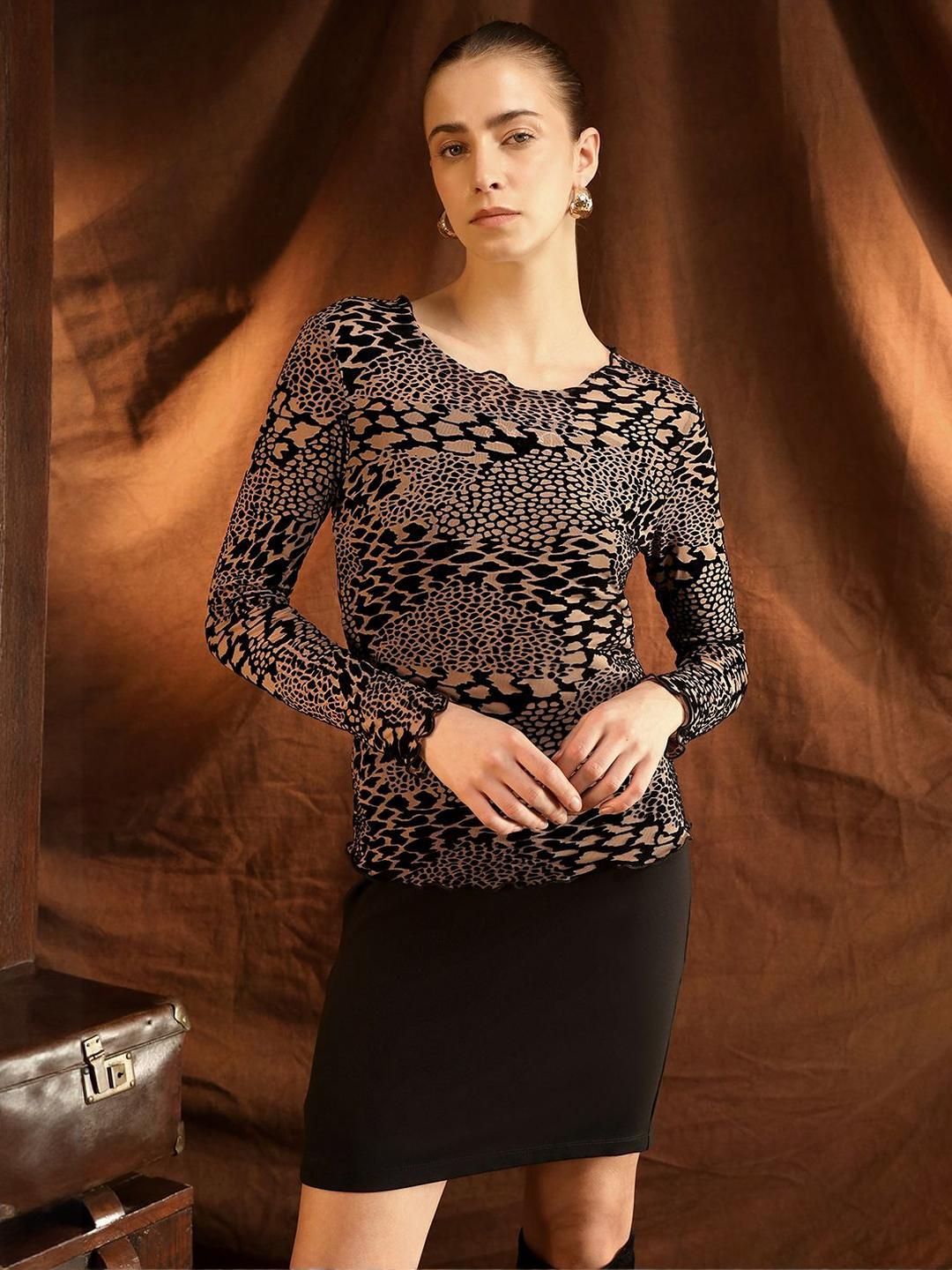 Animal Printed Figaro Top Kazo Women Animal Printed Figaro Top