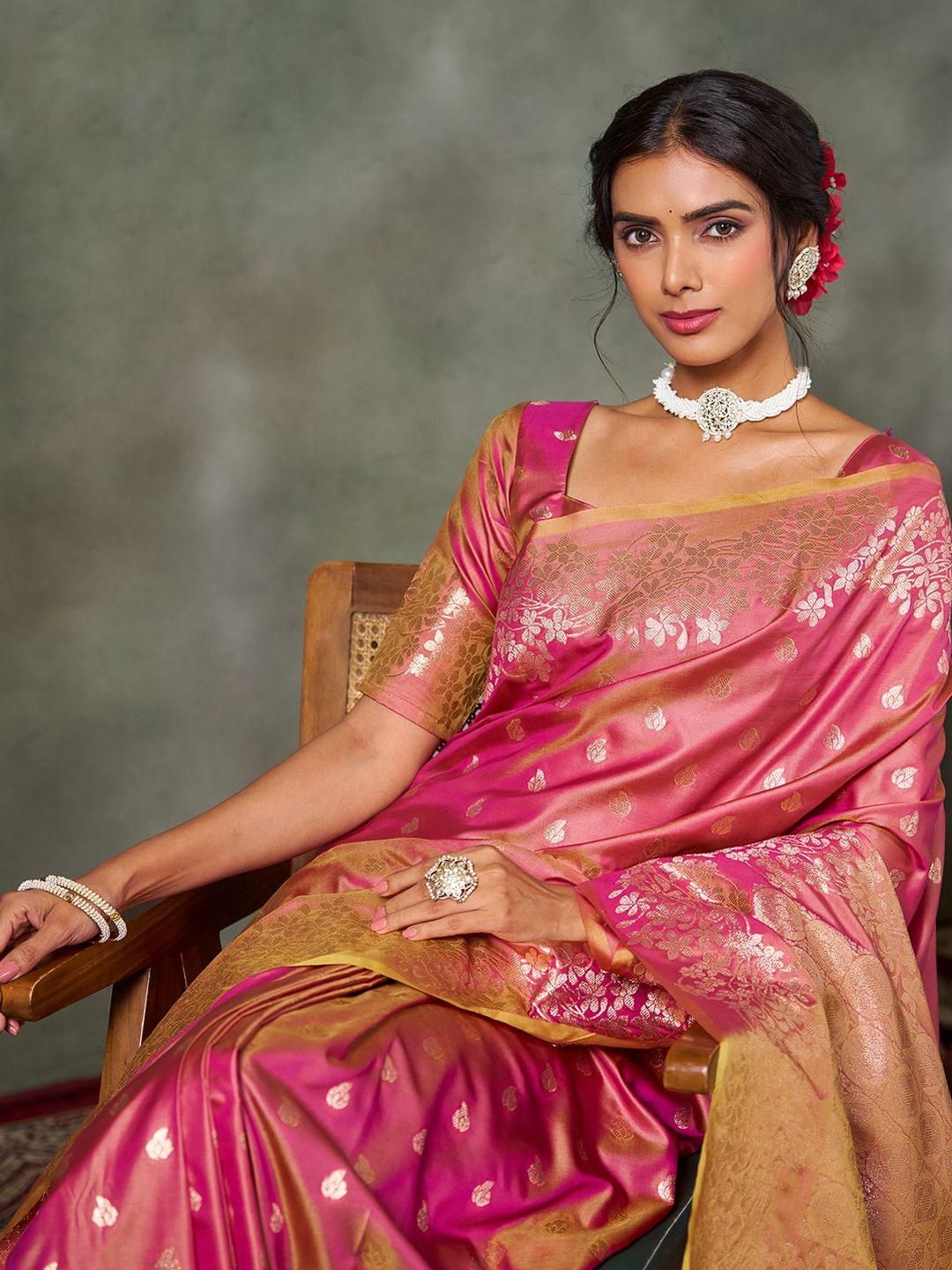 Mitera Mitera Woven Design Silk Blend Banarasi Saree