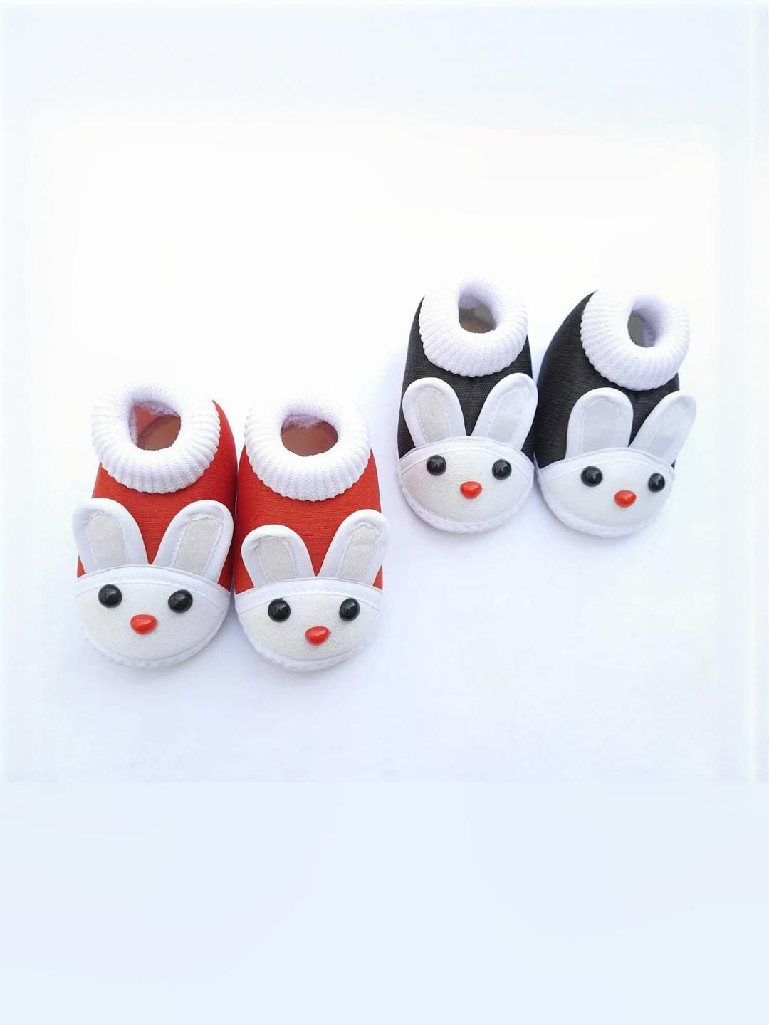 LMN CHILD CARE Kids Set Of 2 Cotton Booties