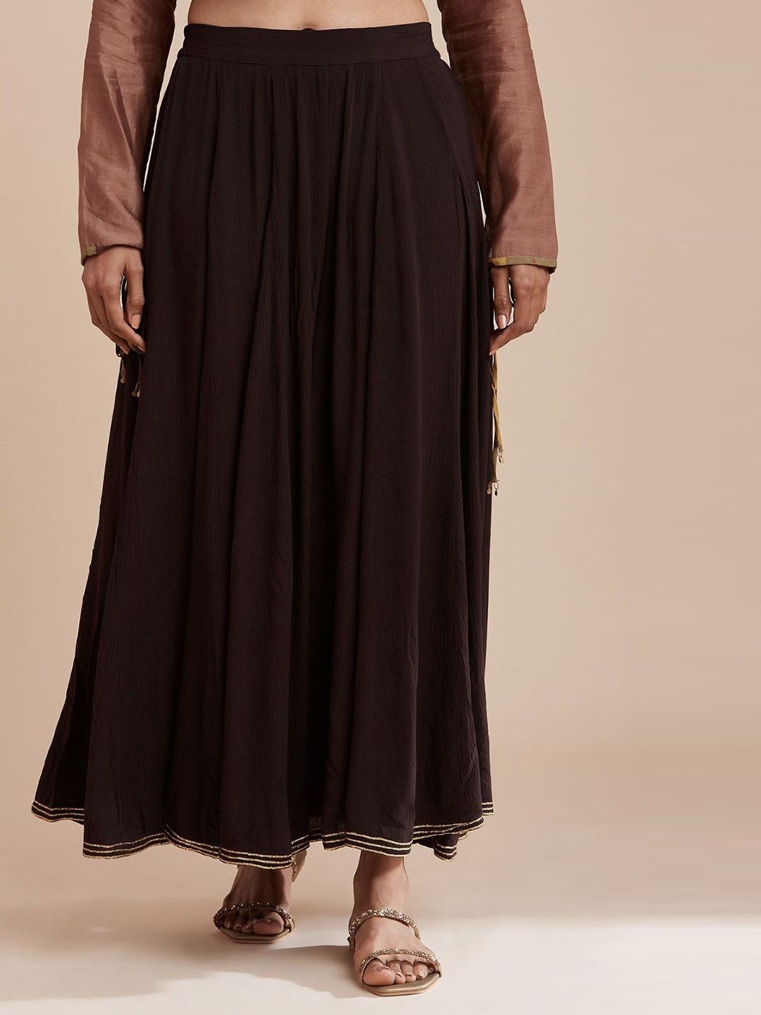 Moda Rapido Mid Rise Flared Skirt