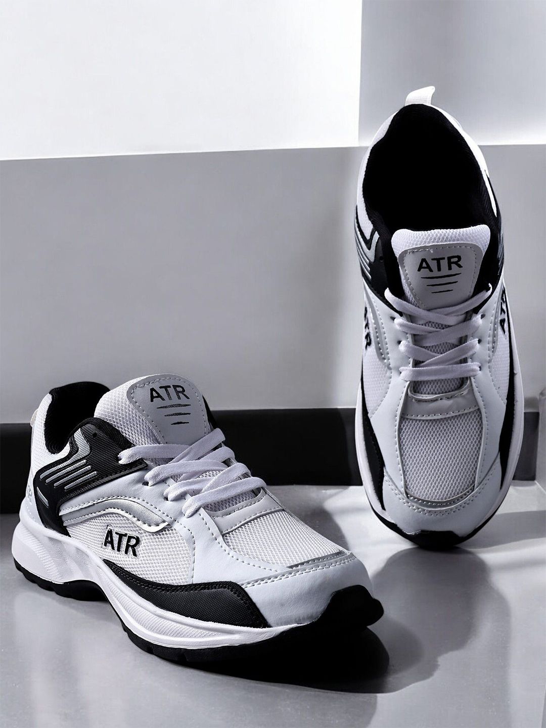 Spotwalk Men All-Rounder Running Shoes