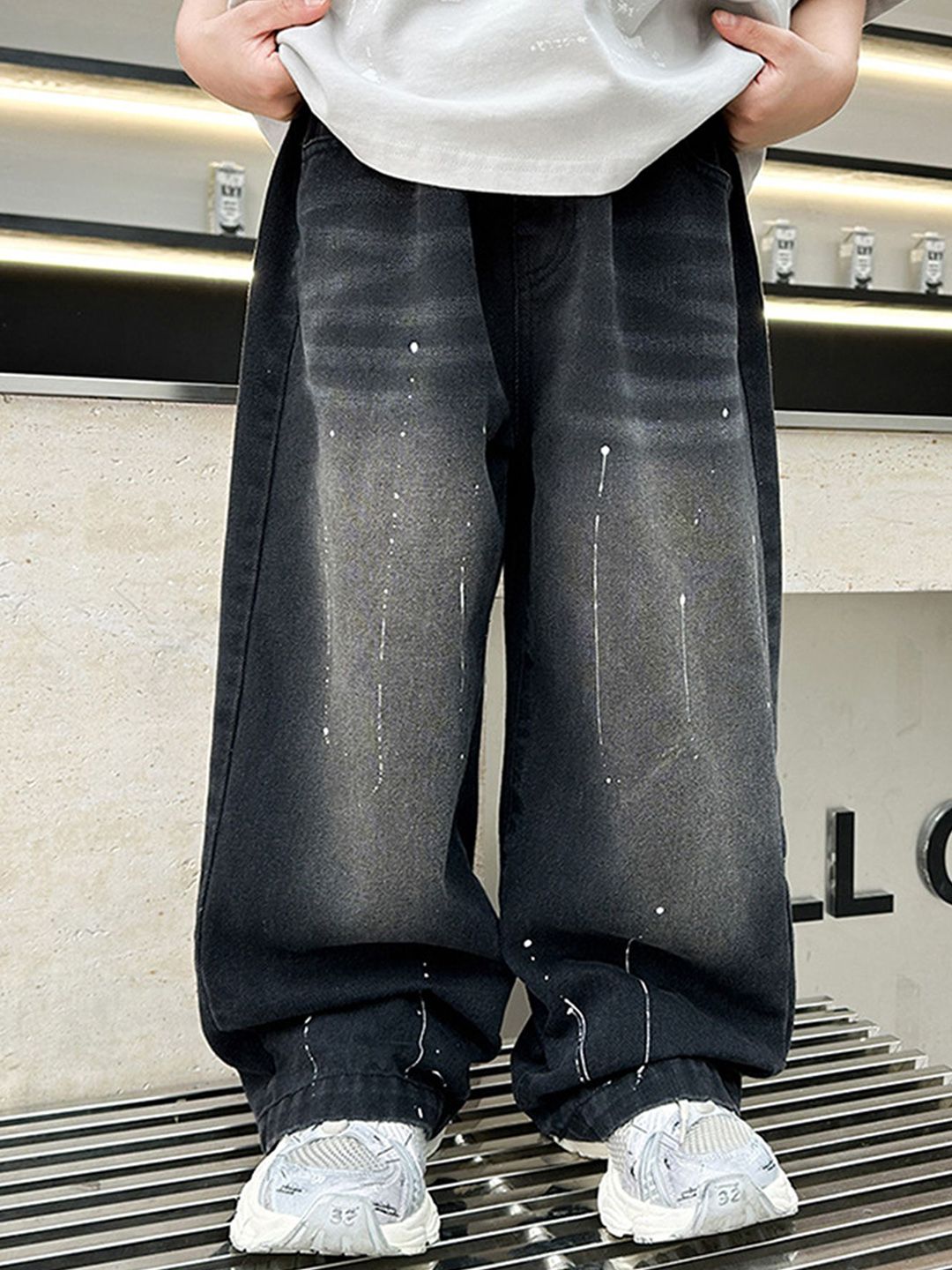 LULU & SKY Boys Baggy High-Rise Clean Look Light Fade Jeans