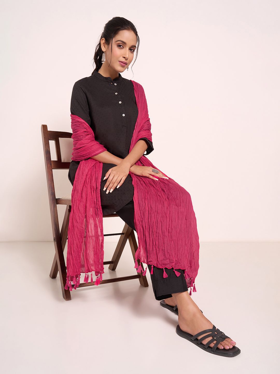 RANGMANCH BY PANTALOONS Pure Cotton Tasselled Dupatta