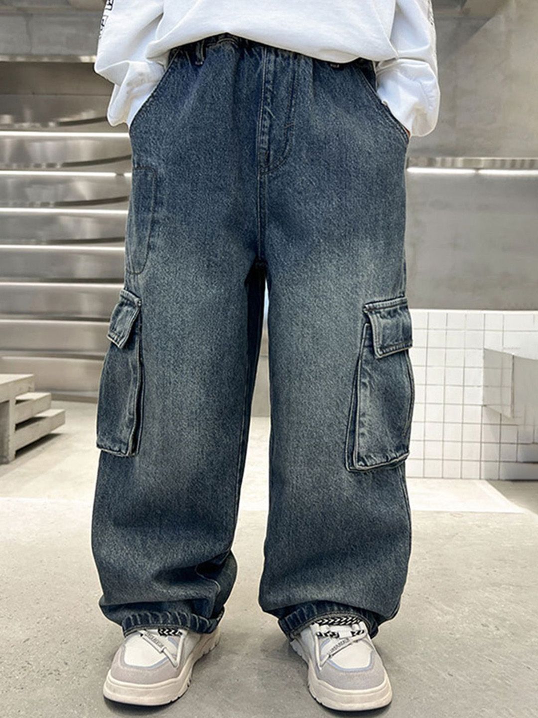 LULU & SKY Boys High-Rise Light Fade Jeans