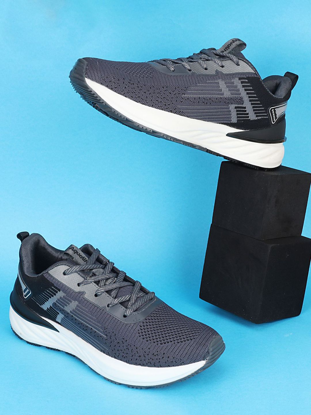Aqualite Men Mesh Walking Shoes