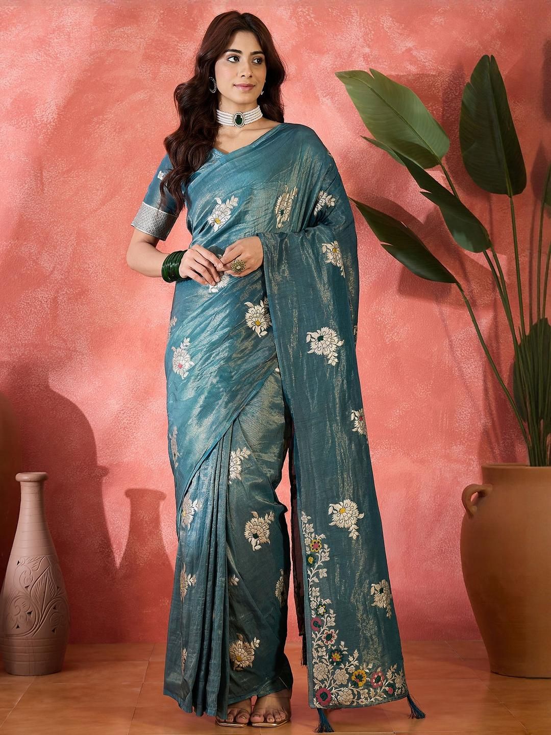 Buy HERE&NOW Woven Design Zari Saree - Sarees for Women 35841330