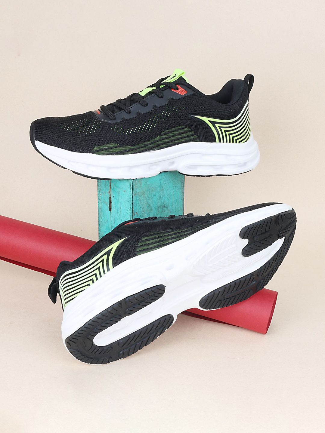 Aqualite Men Mesh Walking Shoes
