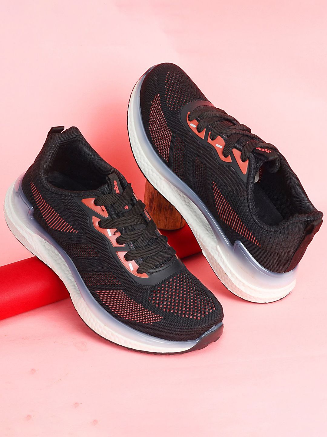Aqualite Men Mesh Walking Shoes