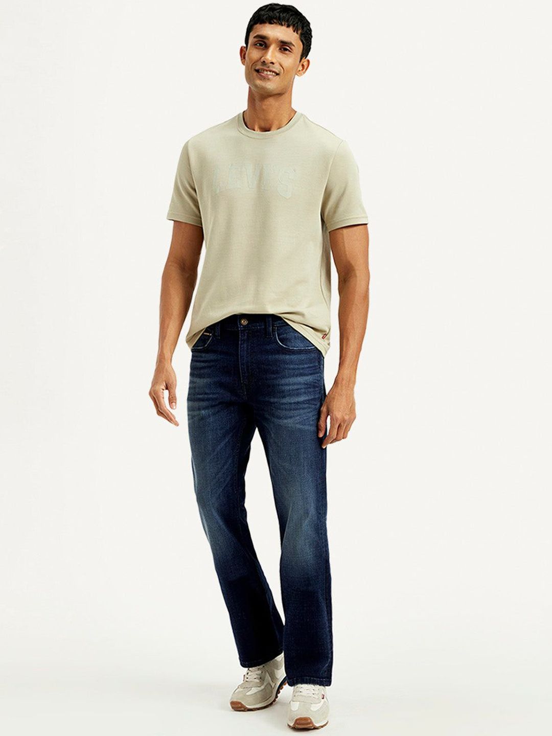 Levis Levis Men Bootcut Fit Mid-Rise Jeans