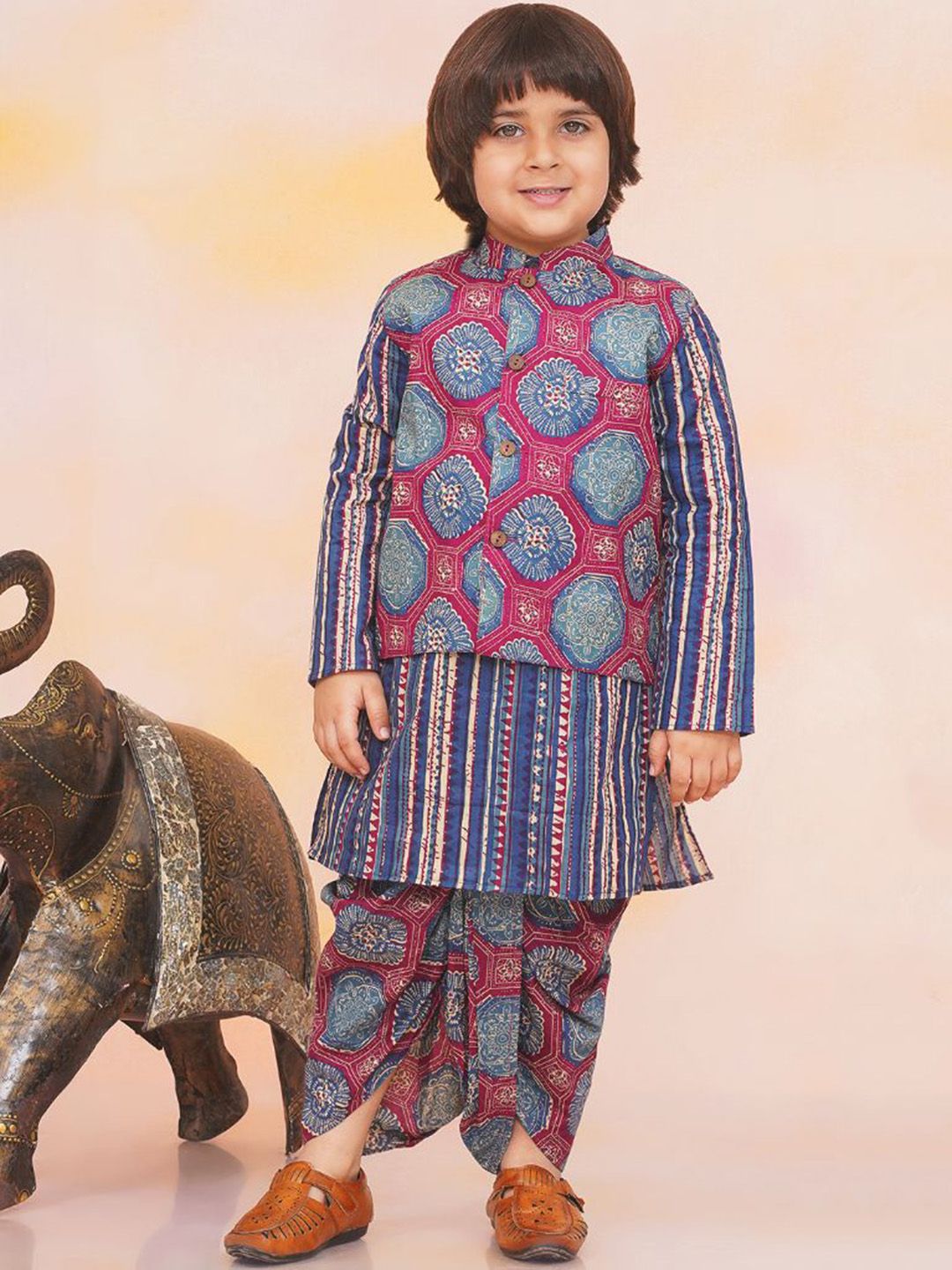 KID1 Boys Geometric Printed Mandarin Collar Pure Cotton Kurta & Dhoti Pants With Jacket