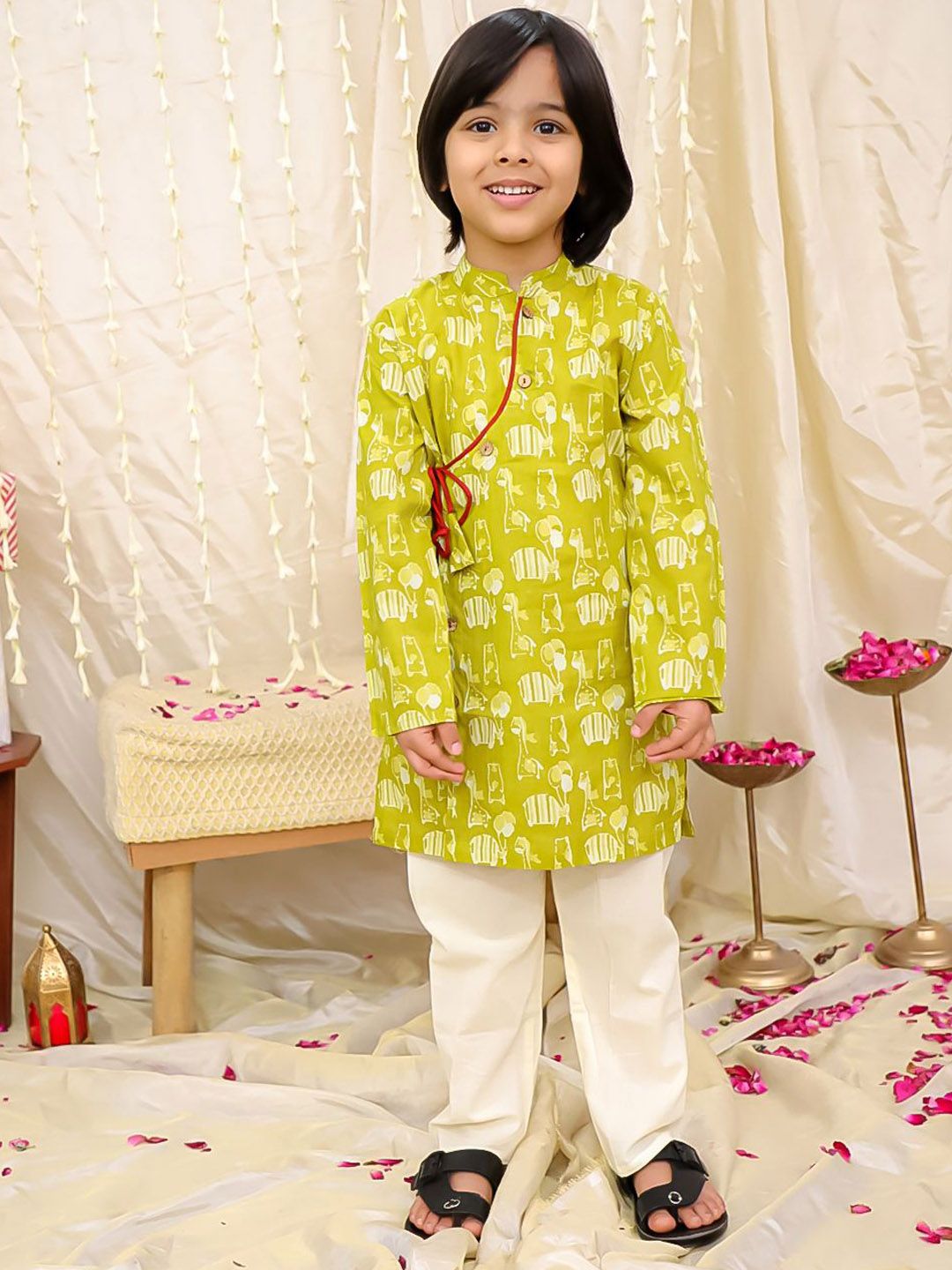 KID1 Boys Animal Printed Angrakha Pure Cotton Kurta with Pyjamas