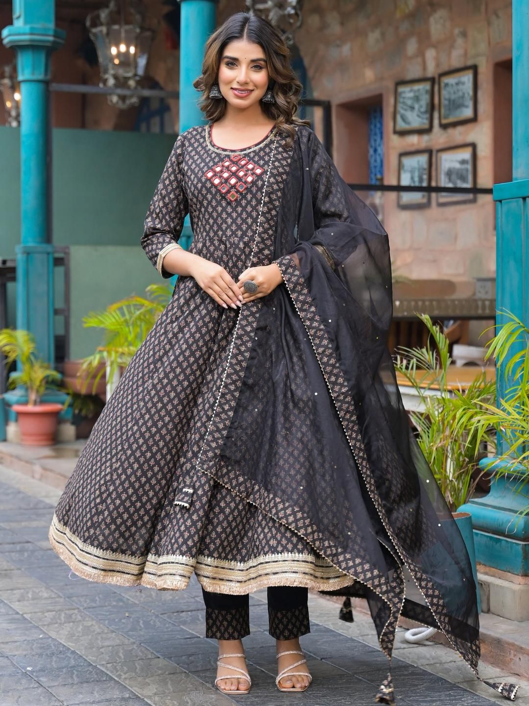 dark brown dress formal Sofia Satin Drop Shoulder Floor Length creating a flattering silhouette Model:Black Sassed Up Faux Leather truefit:root:destinations-maxi-dress-mauve