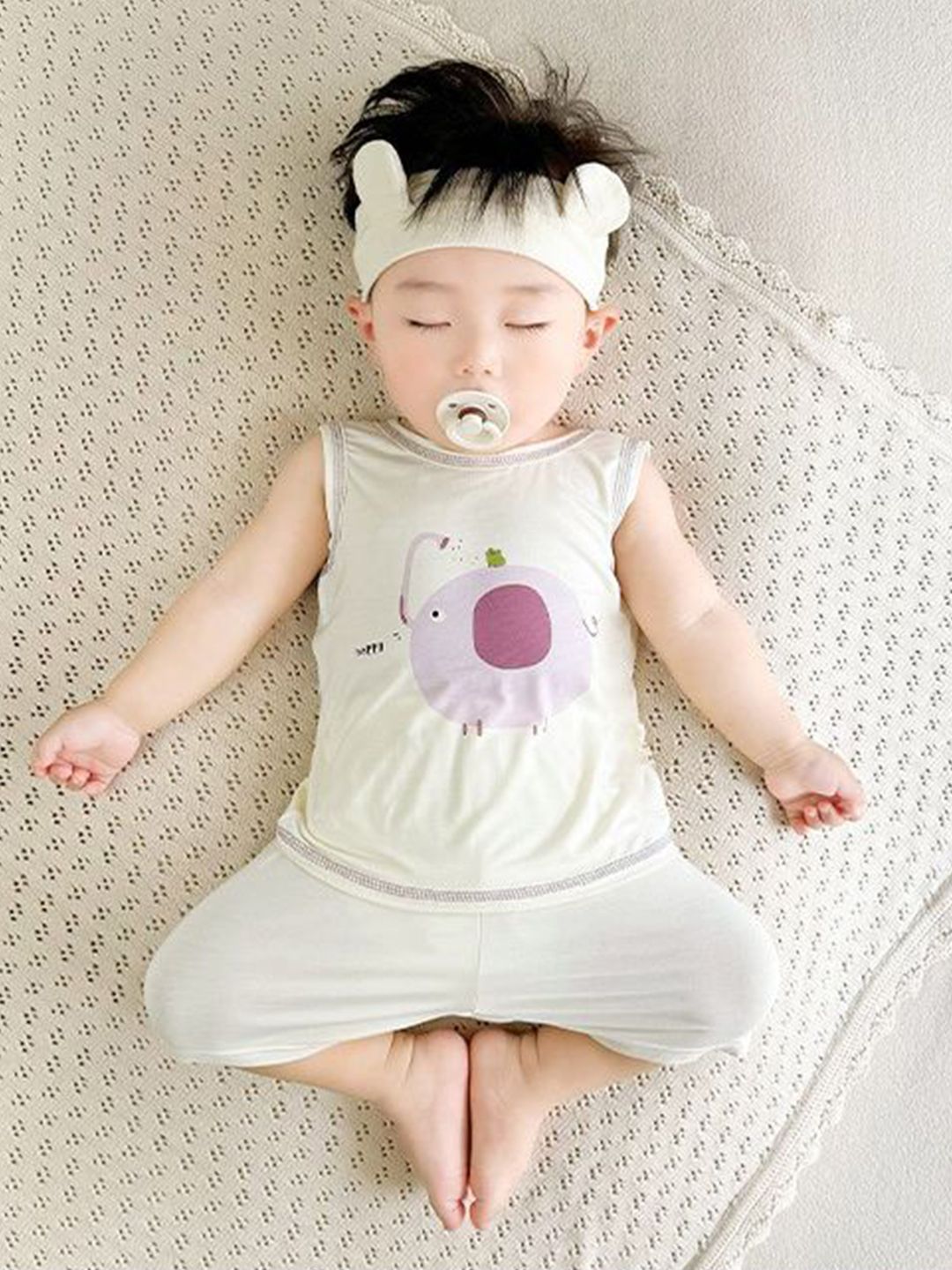 StyleCast x Revolte Girls Printed T-shirt with Shorts
