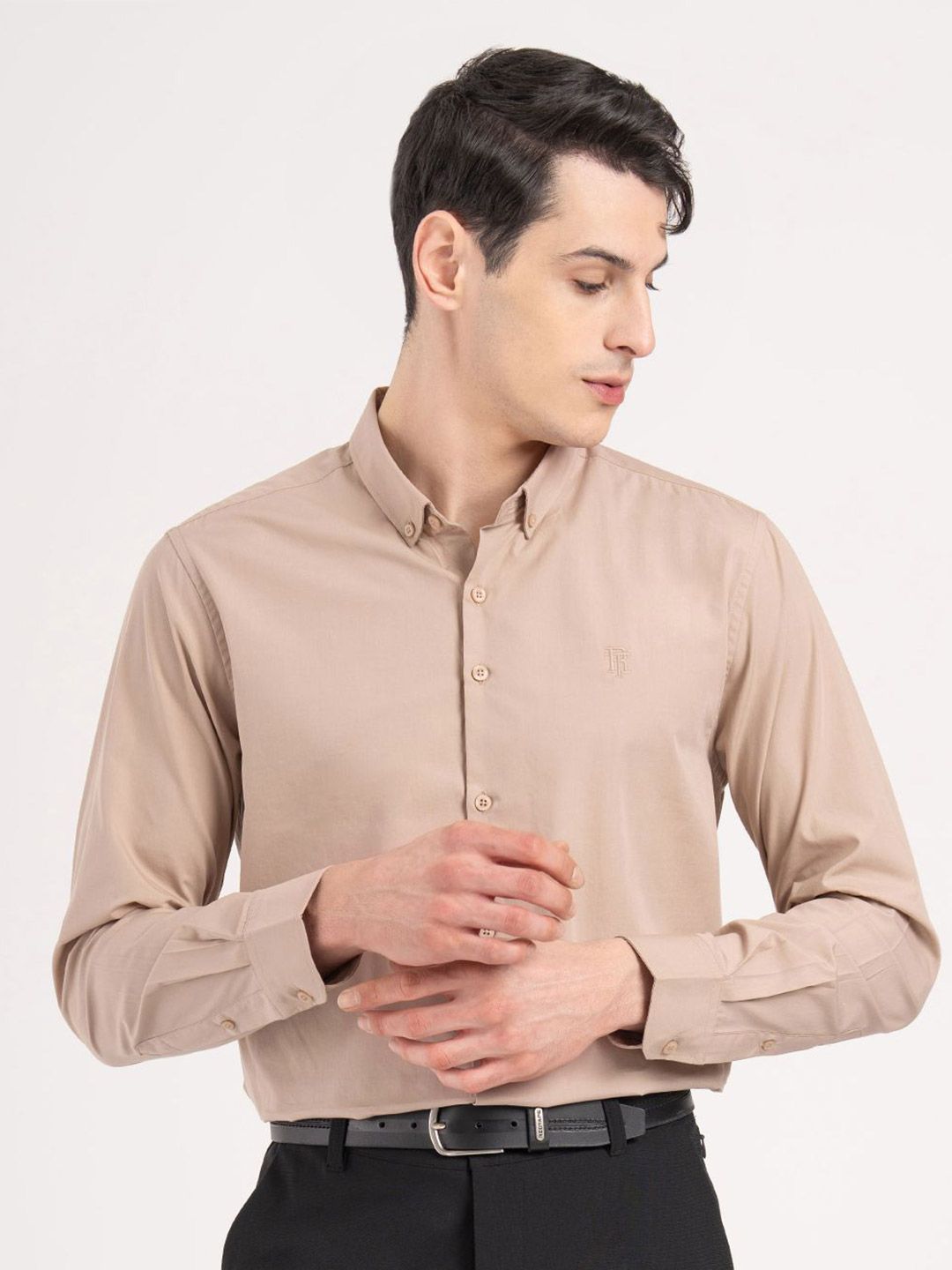 Red Tape Relaxed Fit Spread Collar Long Sleeves Cotton Shirt