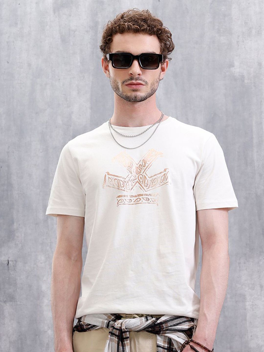 WROGN Typography Printed Pure Cotton Slim Fit T-shirt