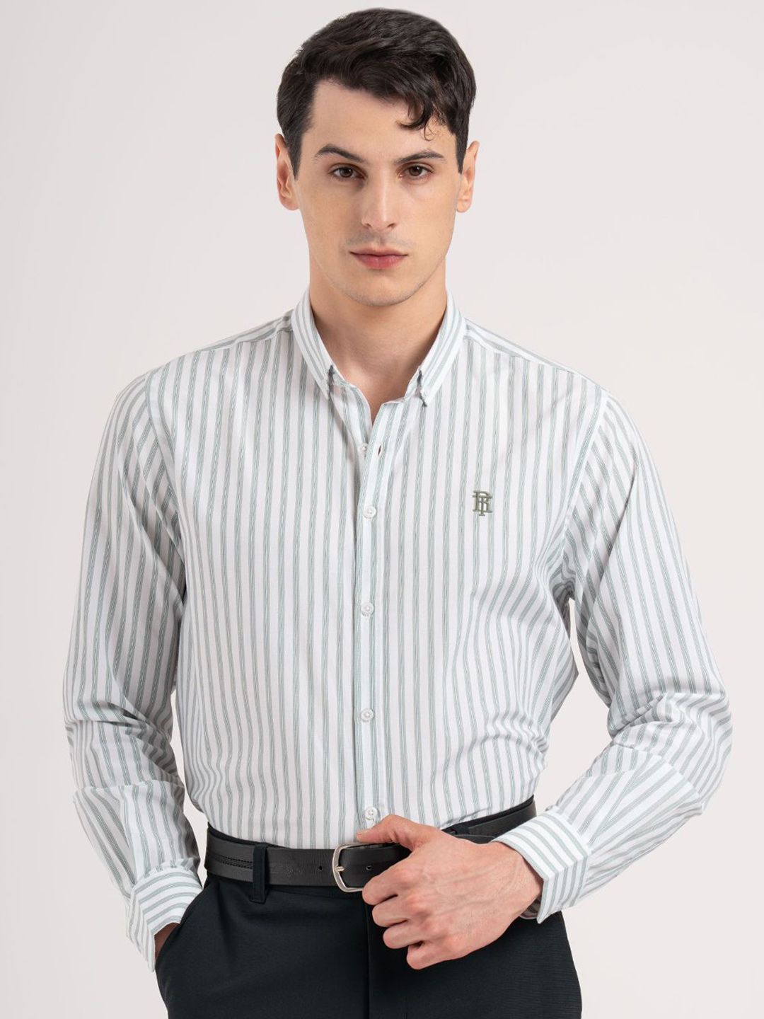 Red Tape Relaxed Fit Striped Spread Collar Long Sleeves Cotton Shirt