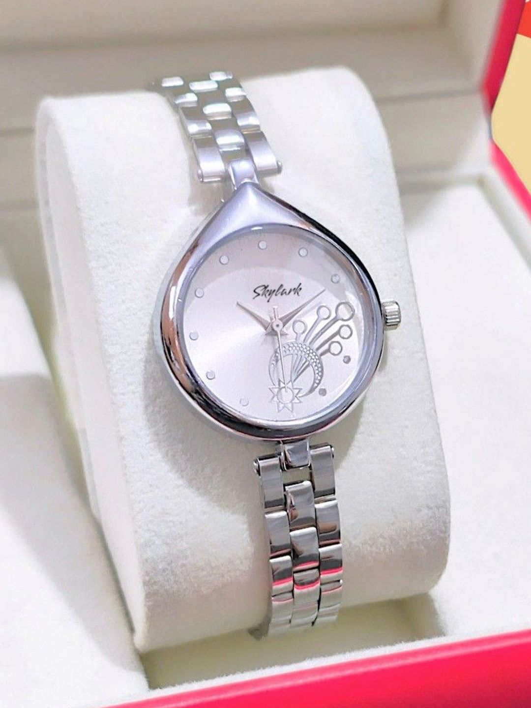 Skylark Girls Printed Dial & Stainless Steel Bracelet Style Straps Analogue Watch