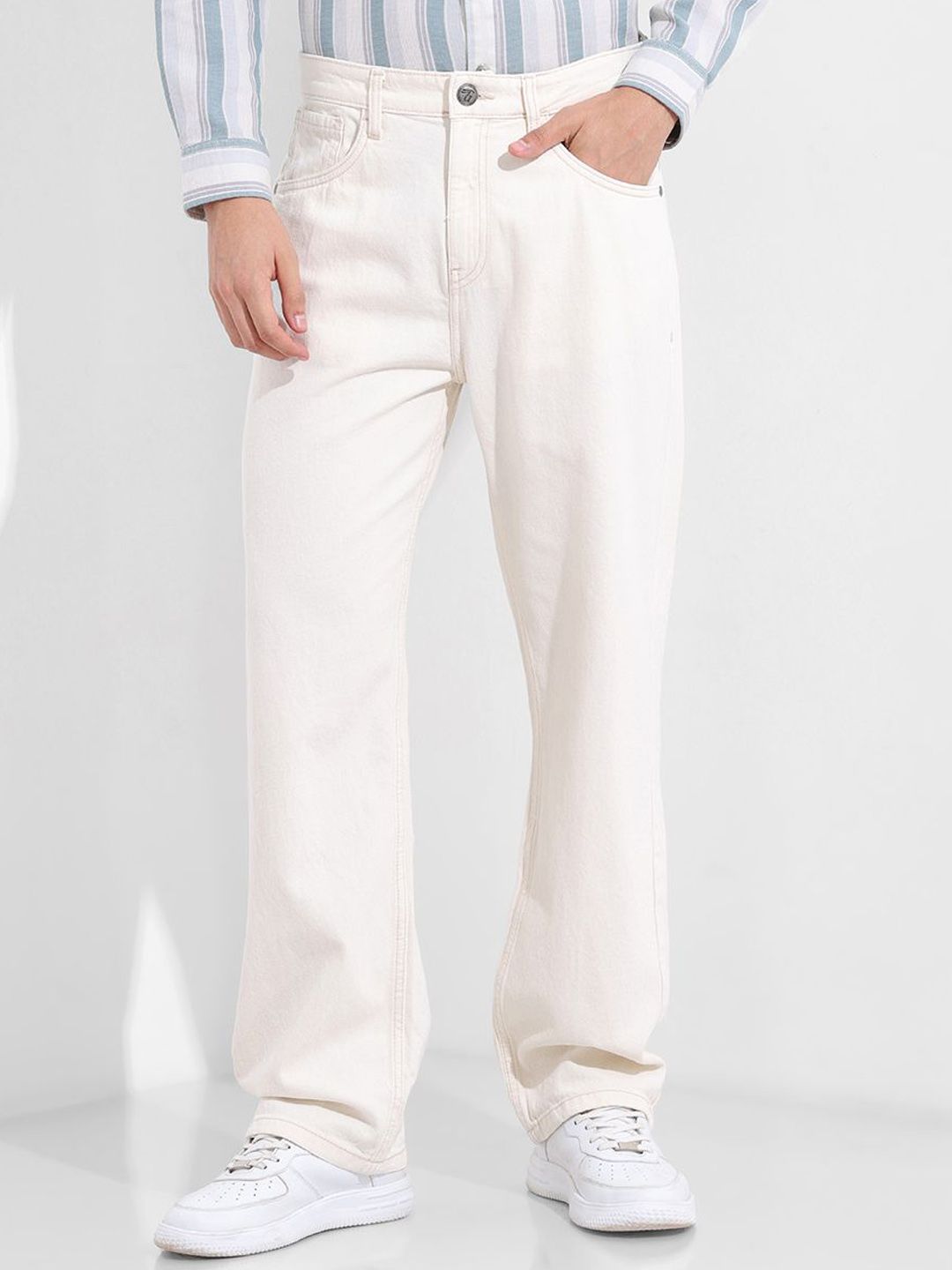 The Indian Garage Co Men Cotton Relaxed Fit Mid-Rise Jeans