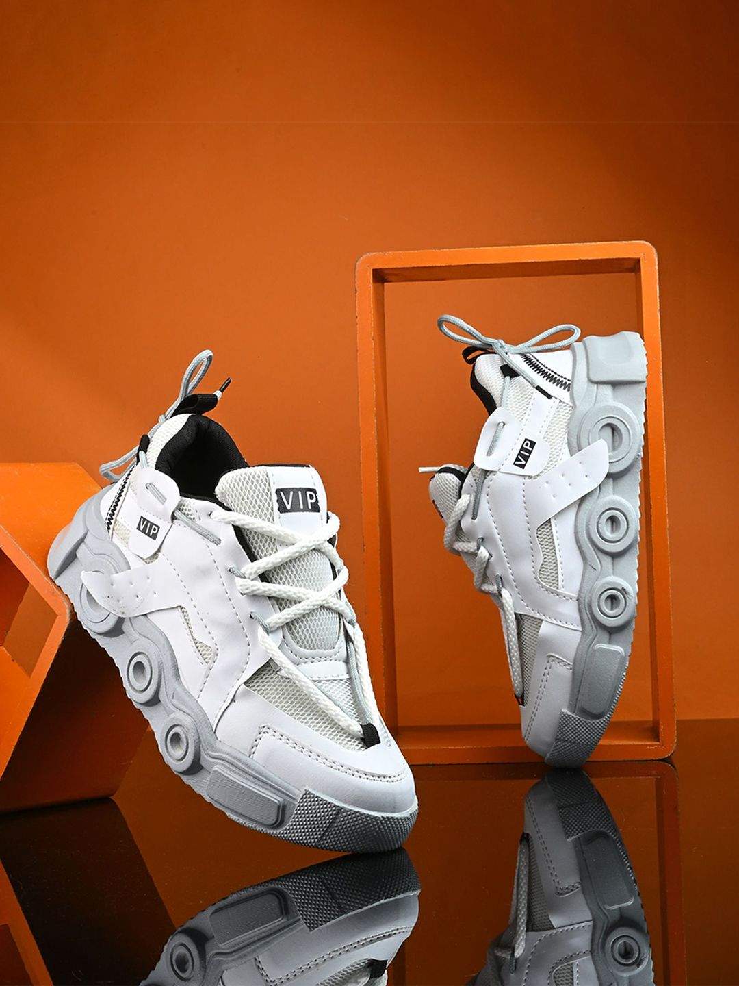 K Footlance Men Running Non-Marking Shoes