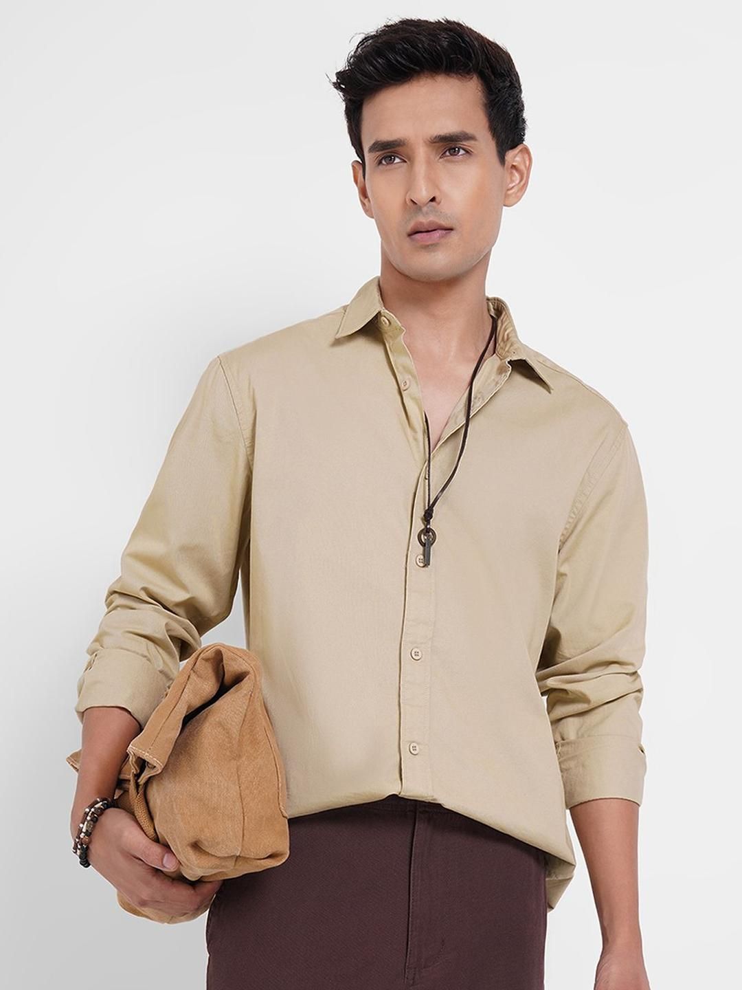 7 Alt by Pantaloons Men Relaxed Fit Solid Spread Collar Pure Cotton Casual Shirt