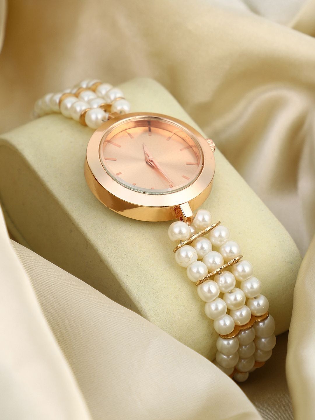 HAUTE SAUCE Women The Noor Round Analogue Watch AAW25_HSWC6032