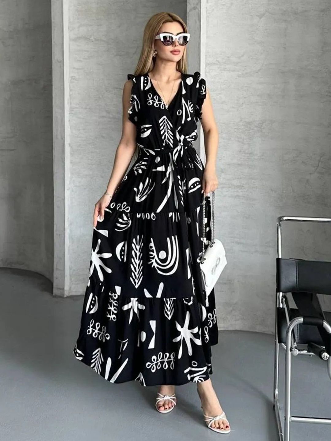 PIMU Women Abstract Printed V-Neck Maxi Dress