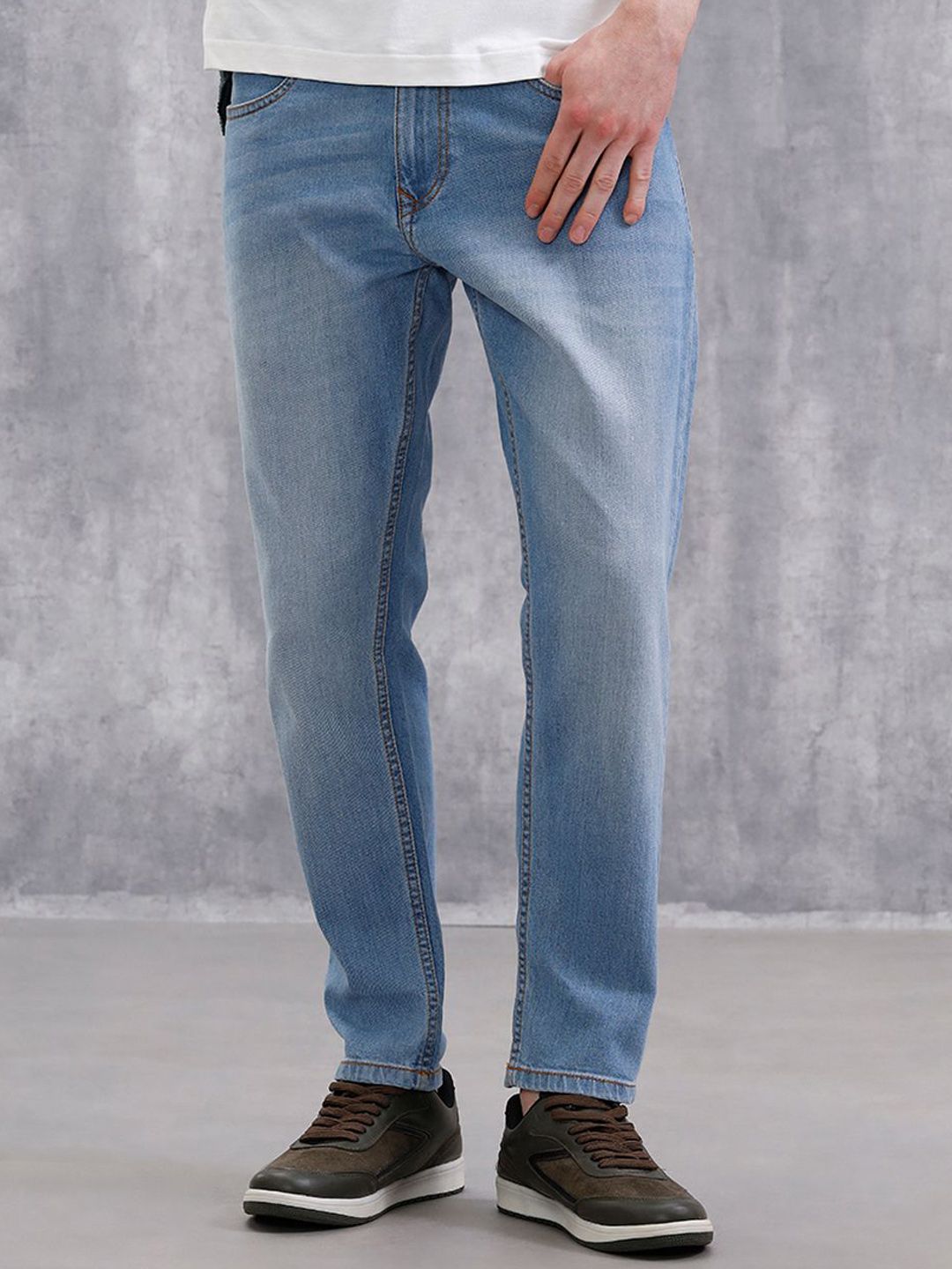 WROGN Men Comfort Slim Fit Mid-Rise Heavy Fade Jeans