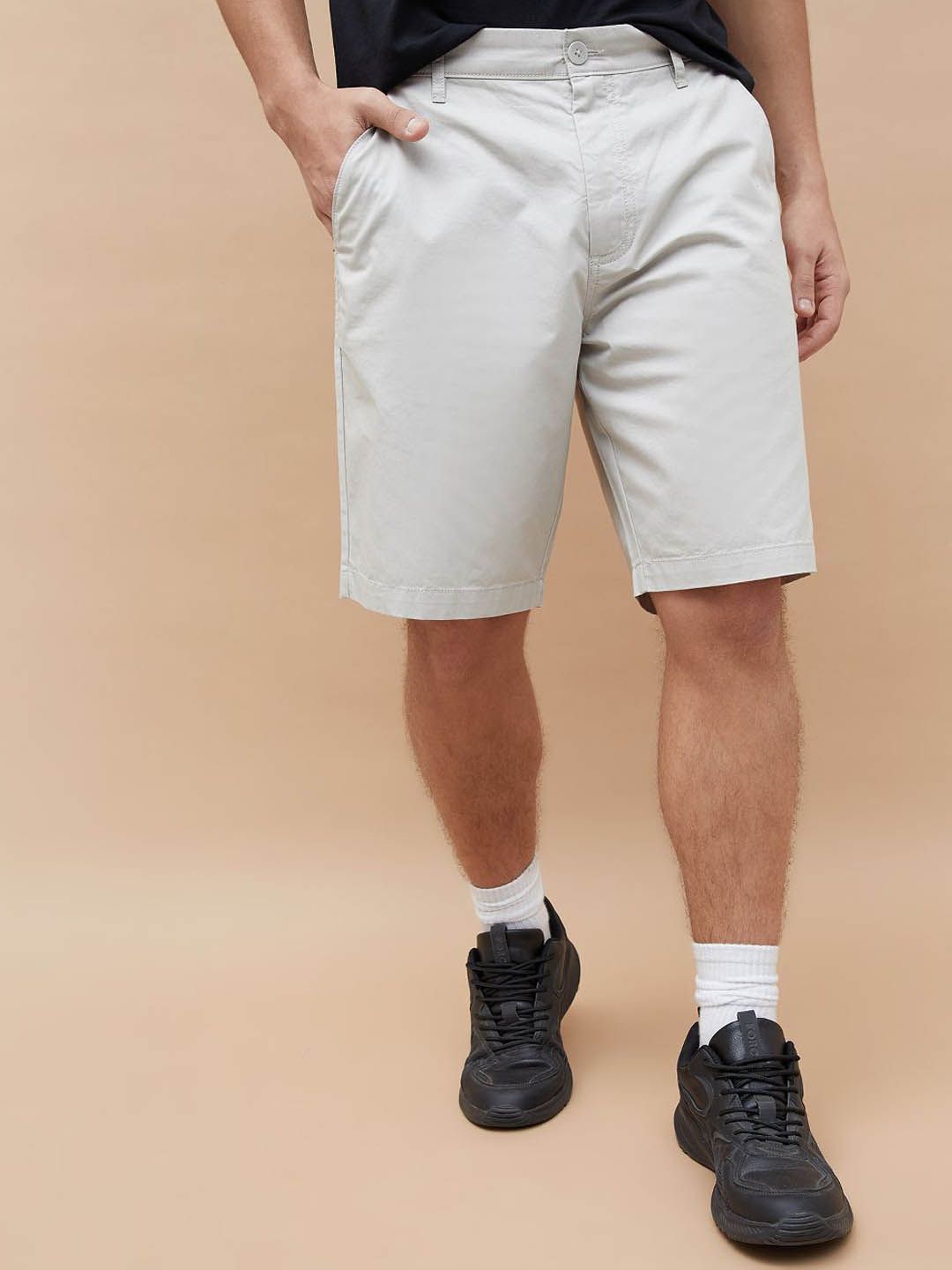 Fame Forever by Lifestyle Men Solid Mid-Rise Regular Fit Shorts