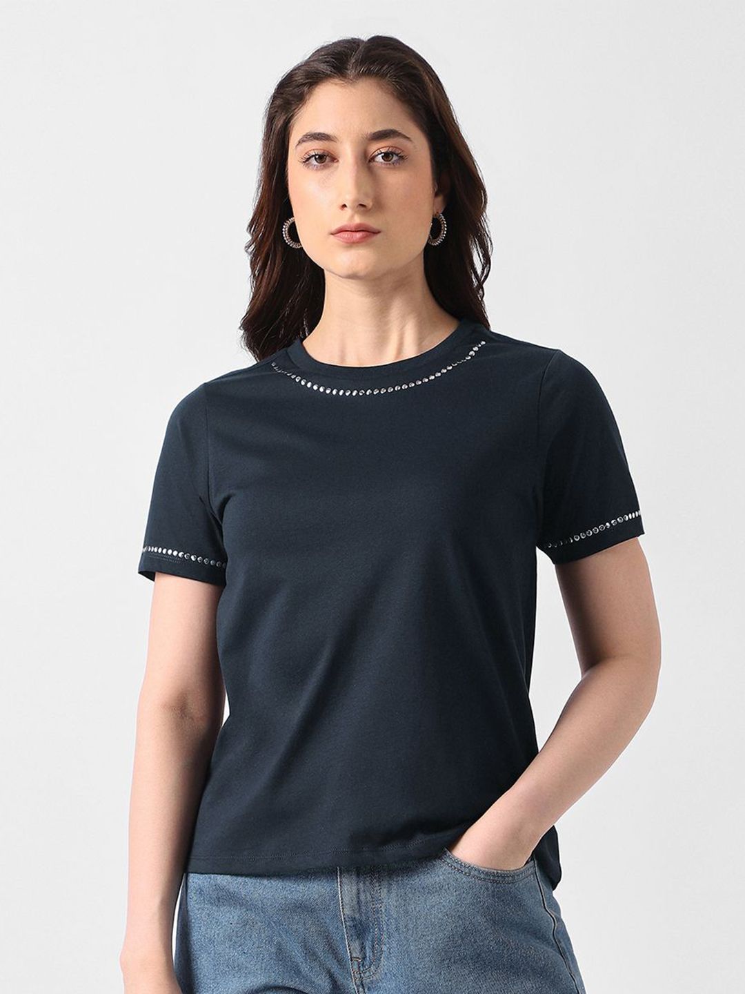 Van Heusen Woman Van Heusen Woman Solid Round Neck Cotton T-shirt