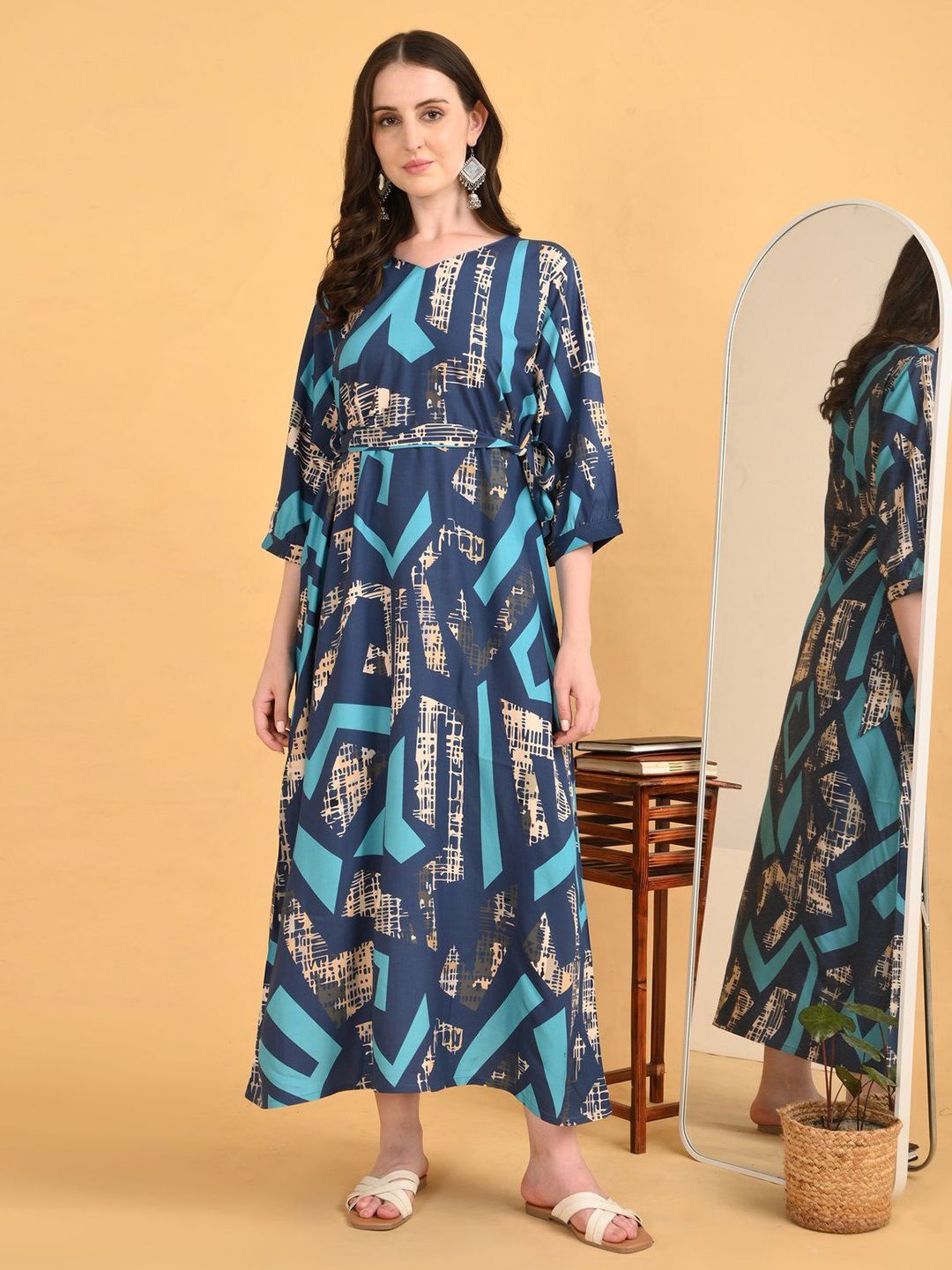 GOLDSTROMS Women Abstract Printed Maxi Dress