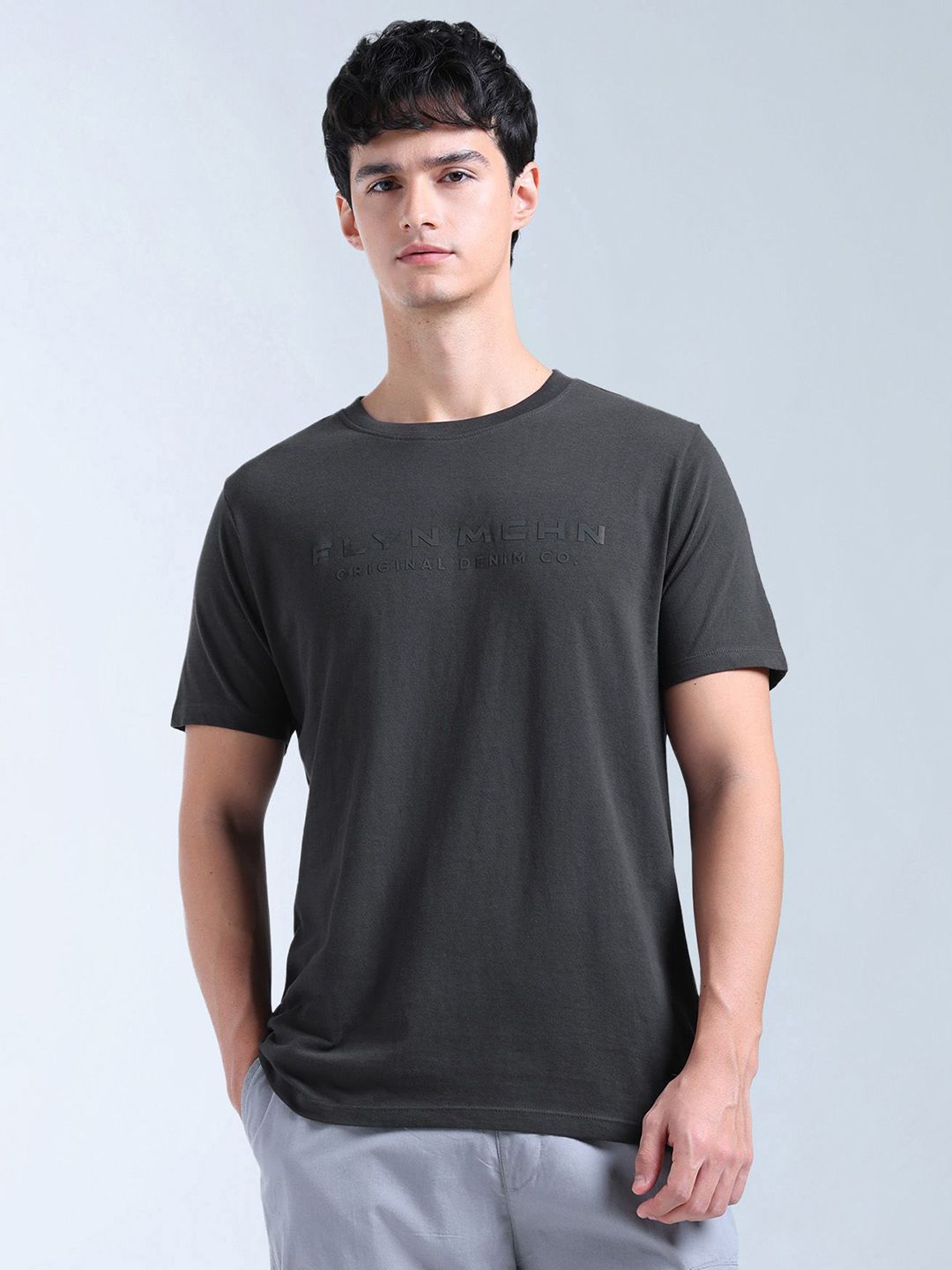 Flying Machine Men Solid Round Neck Pure Cotton T-shirt